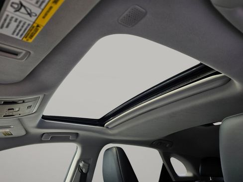 Used 2018 Lexus RX 450h AWD w/ Premium Package image 5