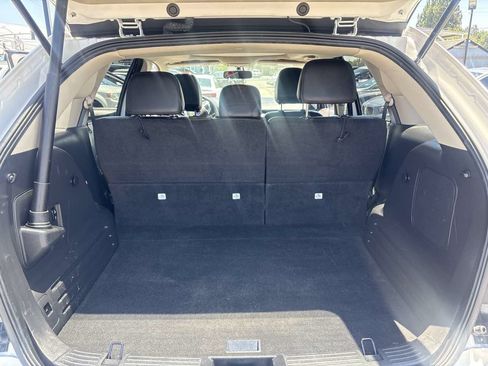 Used 2013 Ford Edge Limited FWD image 12