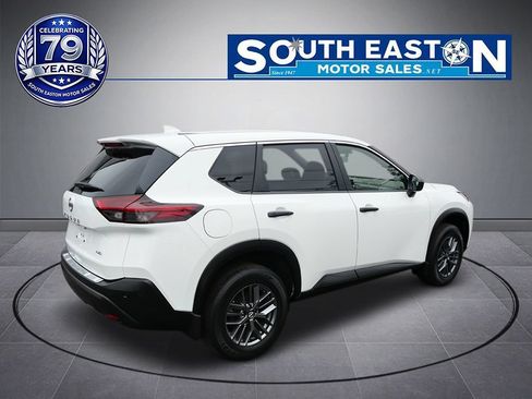 Used 2021 Nissan Rogue S AWD/4WD image 7