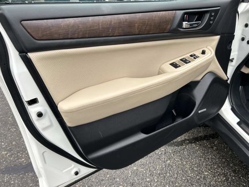 Used 2016 Subaru Outback 2.5i Limited image 17