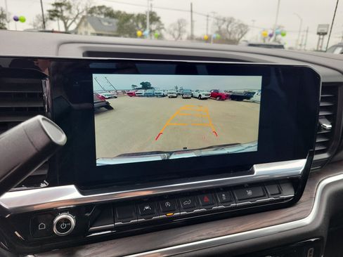 Used 2025 GMC Sierra 1500 SLT image 22