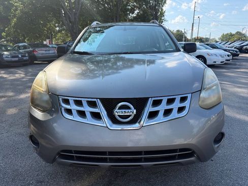 Used 2015 Nissan Rogue S w/ Convenience Package FWD image 2