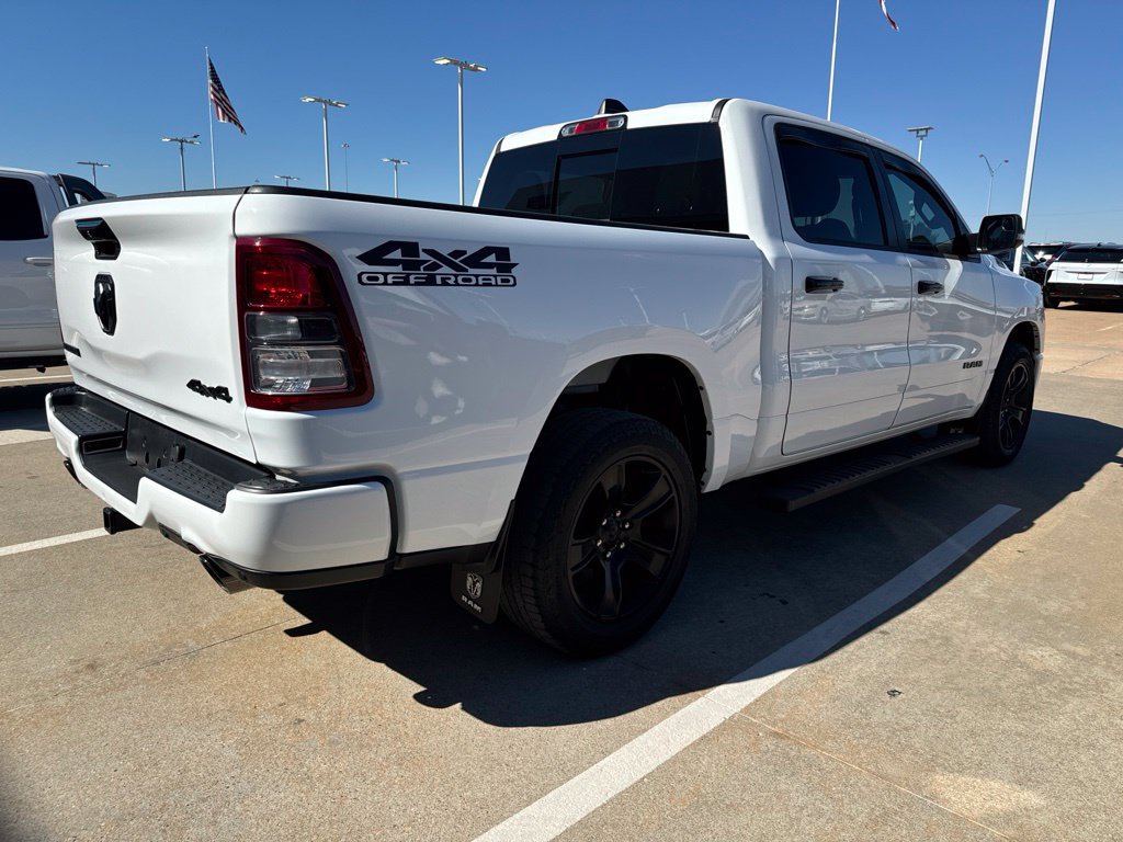 Used 2023 RAM 1500 Big Horn AWD/4WD image 3