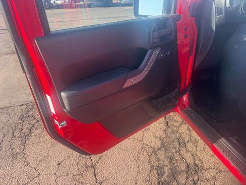 Used 2011 Jeep Wrangler Unlimited Sport image 8