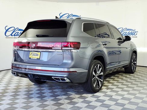 Used 2024 Volkswagen Atlas SEL Premium R-Line image 6