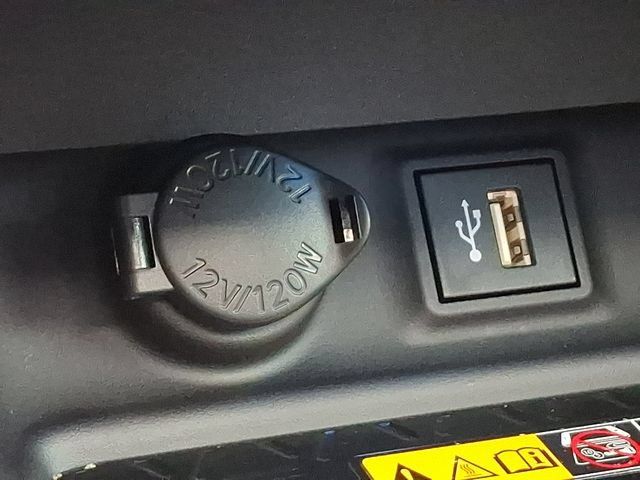 Used 2023 Toyota RAV4 XSE AWD/4WD image 26