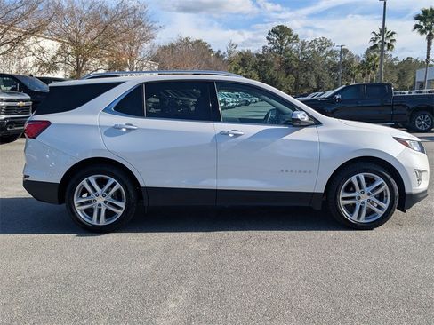 Certified 2021 Chevrolet Equinox Premier image 2