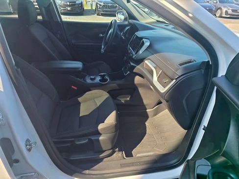 Used 2023 GMC Terrain SLE w/ LPO, Floor Liner Package AWD/4WD image 46