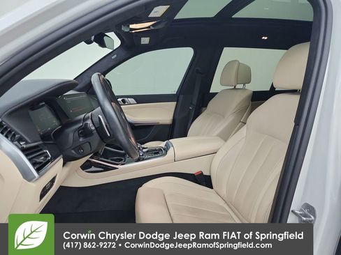 Used 2022 BMW X7 xDrive40i w/ M Sport Package image 10