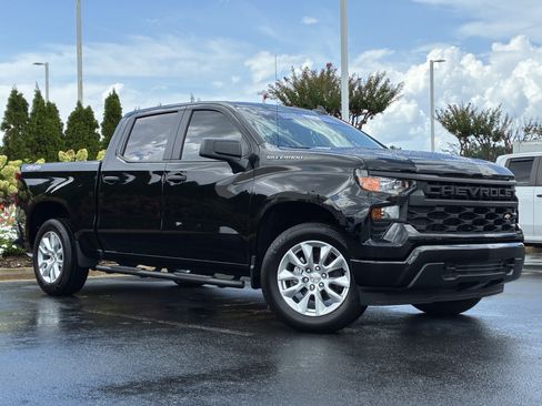 Used 2026 Chevrolet Silverado 1500 Custom AWD/4WD image 2