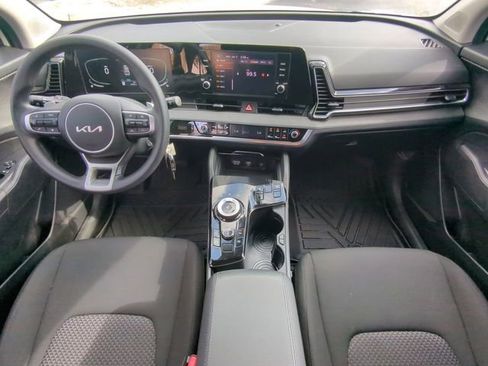 Used 2024 Kia Sportage LX image 16
