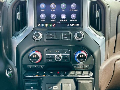 Used 2020 GMC Sierra 1500 SLT image 37