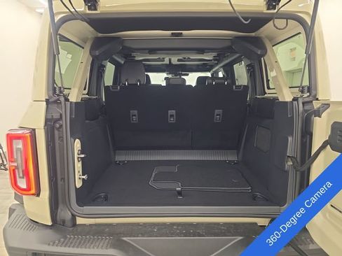 New 2026 Ford Bronco Badlands AWD/4WD image 17