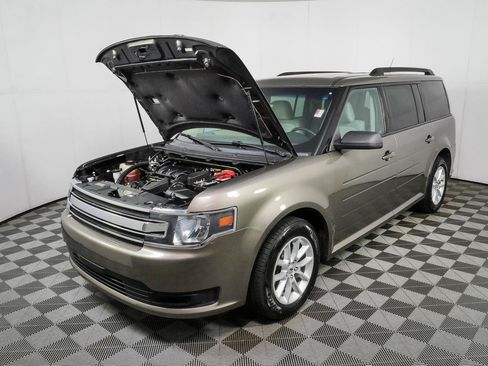 Used 2014 Ford Flex SE FWD image 30