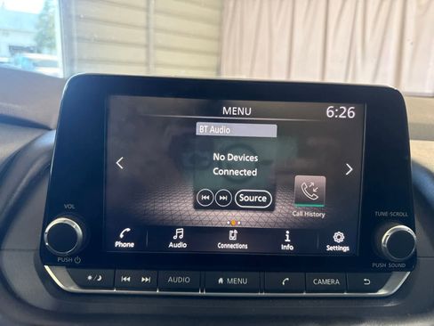 Used 2021 Nissan Rogue S AWD/4WD image 26