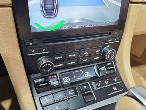 Used 2017 Porsche 911 Carrera RWD image 31