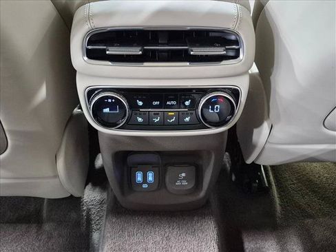 Used 2023 Genesis GV80 3.5T w/ Prestige Package AWD/4WD image 18