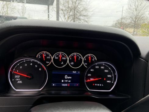 Used 2019 Chevrolet Silverado 1500 LT w/ All-Star Edition image 14