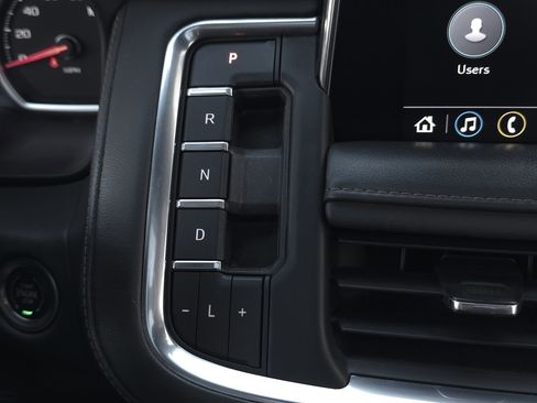 Used 2021 Chevrolet Suburban High Country image 23