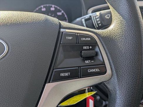 Used 2020 Hyundai Accent SE image 12