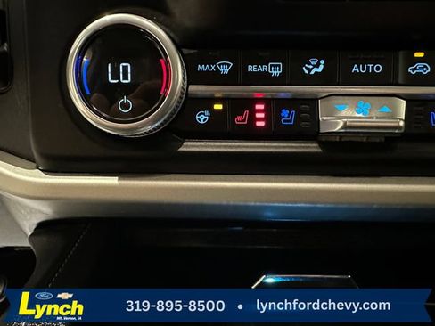 Used 2024 Ford Expedition Max XLT AWD/4WD image 15