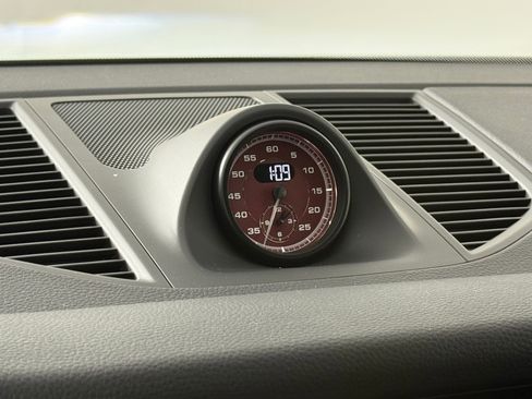 New 2026 Porsche Macan S image 21