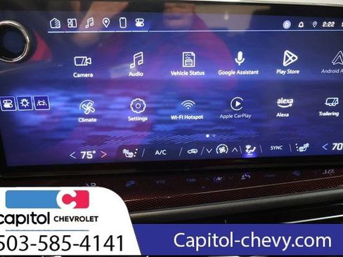 Used 2024 Chevrolet Traverse Z71 w/ LPO, Floor Liner Package image 23