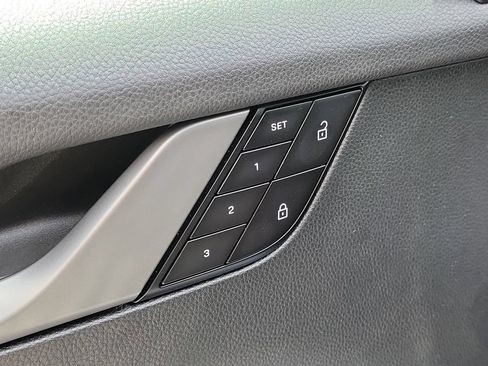 Certified 2024 Porsche 911 Cabriolet image 25
