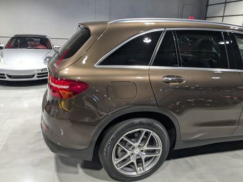 Used 2016 Mercedes-Benz GLC 300 4MATIC image 10