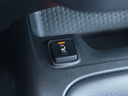 Used 2022 Toyota Corolla XLE image 22