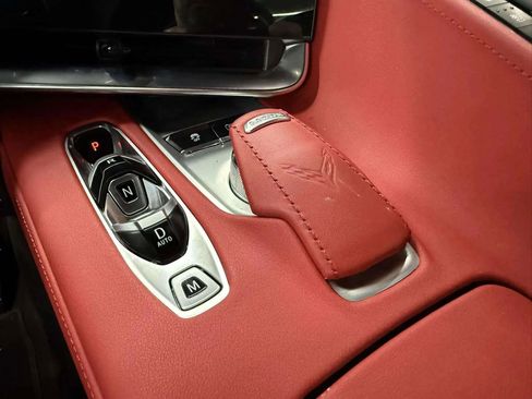 Used 2025 Chevrolet Corvette Stingray Preferred Cpe w/ 2LT image 17
