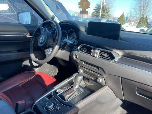 Used 2024 MAZDA CX-5 Carbon Edition image 2