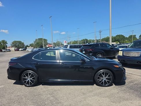 Certified 2024 Toyota Camry SE w/ Audio Upgrade Package FWD image 4