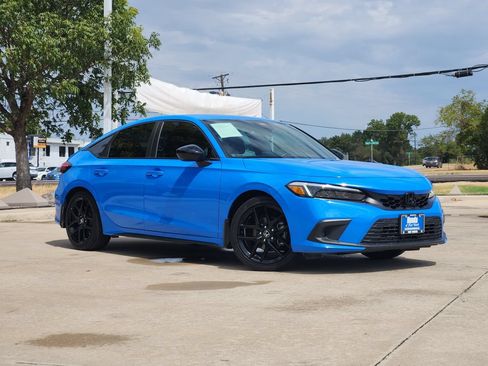 Used 2024 Honda Civic Sport image 1