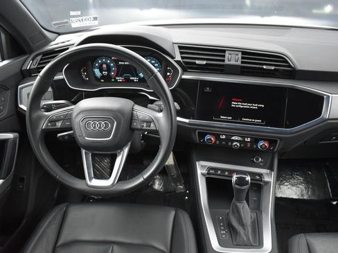 Used 2025 Audi Q3 2.0T Premium AWD/4WD image 12