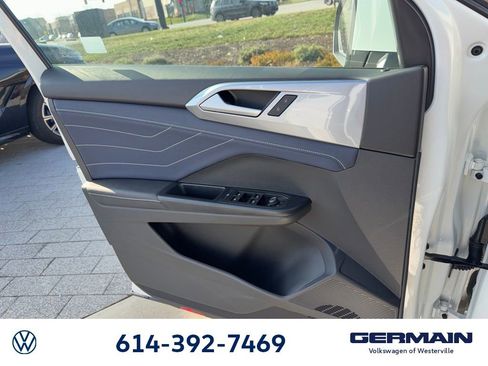 New 2026 Volkswagen Taos SEL AWD/4WD image 24