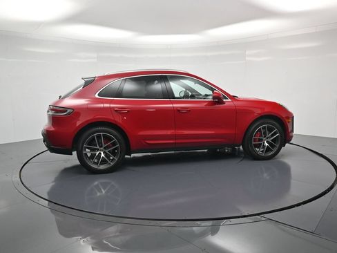 Certified 2023 Porsche Macan S AWD/4WD image 36