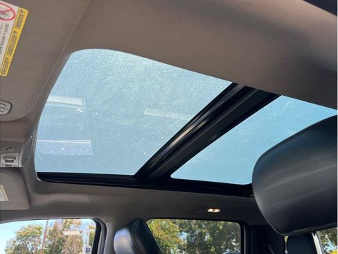 Used 2019 Ford F250 Lariat w/ Lariat Ultimate Package AWD/4WD image 19