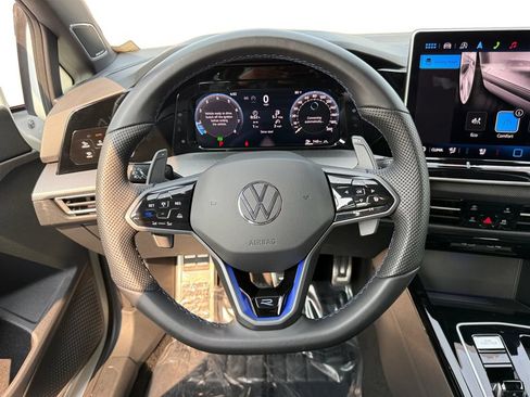 Used 2026 Volkswagen Golf AWD/4WD image 12