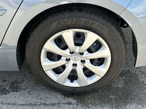 Used 2025 Toyota Corolla LE image 5
