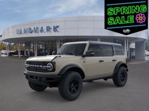 New 2025 Ford Bronco Badlands image 1