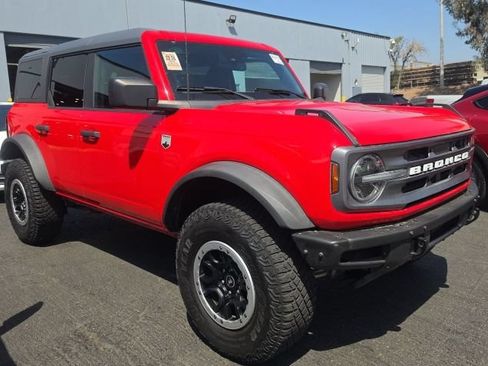 Used 2023 Ford Bronco Big Bend w/ Sasquatch Package AWD/4WD image 4