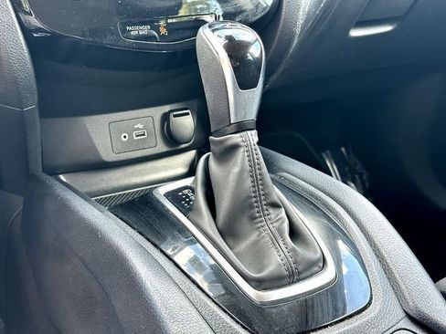 Used 2021 Nissan Rogue Sport S FWD image 15