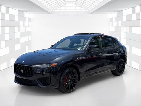 Used 2023 Maserati Levante Modena AWD/4WD image 3