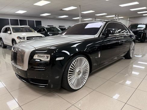 Used 2016 Rolls-Royce Ghost RWD image 8