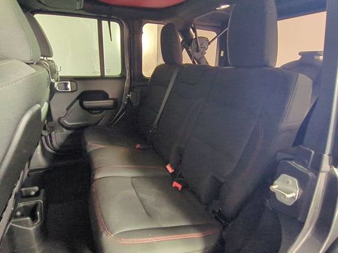 Used 2022 Jeep Wrangler Unlimited Rubicon AWD/4WD image 14