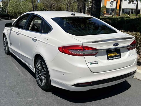 Used 2017 Ford Fusion Energi Platinum FWD image 2