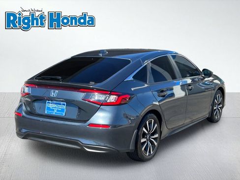 Used 2024 Honda Civic EX-L image 5