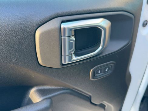 New 2026 Jeep Gladiator Sport image 11