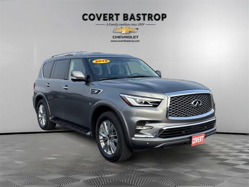Used 2019 INFINITI QX80 Luxe w/ All-Season Package image 7